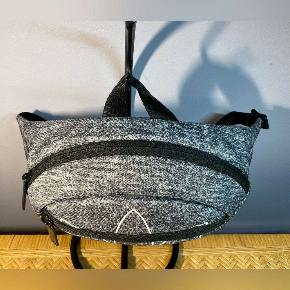 Adidas Waist Bag - Picture 9 of 15